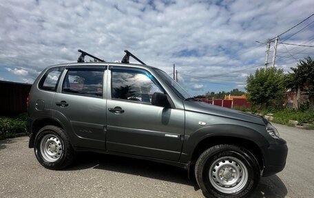 Chevrolet Niva I рестайлинг, 2011 год, 600 000 рублей, 5 фотография