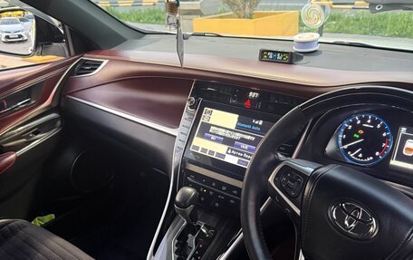 Toyota Harrier, 2017 год, 2 999 999 рублей, 21 фотография