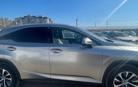 Lexus RX IV рестайлинг, 2019 год, 4 220 000 рублей, 5 фотография