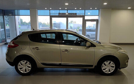 Renault Megane III, 2014 год, 860 000 рублей, 5 фотография