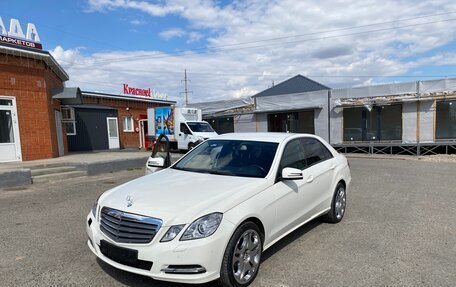 Mercedes-Benz E-Класс, 2010 год, 1 700 000 рублей, 7 фотография