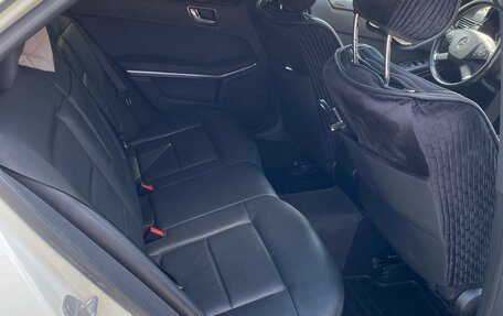 Mercedes-Benz E-Класс, 2010 год, 1 700 000 рублей, 4 фотография