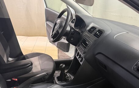 Volkswagen Polo VI (EU Market), 2015 год, 600 000 рублей, 8 фотография