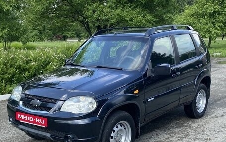 Chevrolet Niva I рестайлинг, 2011 год, 445 000 рублей, 2 фотография