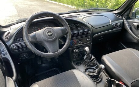 Chevrolet Niva I рестайлинг, 2011 год, 445 000 рублей, 25 фотография