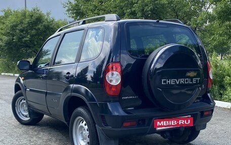 Chevrolet Niva I рестайлинг, 2011 год, 445 000 рублей, 17 фотография