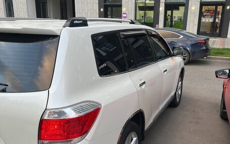 Toyota Highlander III, 2012 год, 2 300 000 рублей, 11 фотография