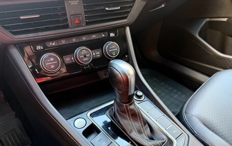 Volkswagen Jetta VII, 2020 год, 1 860 000 рублей, 13 фотография