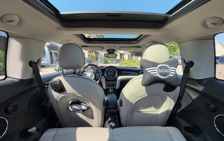 MINI Hatch, 2018 год, 2 850 000 рублей, 10 фотография