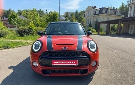 MINI Hatch, 2018 год, 2 850 000 рублей, 2 фотография