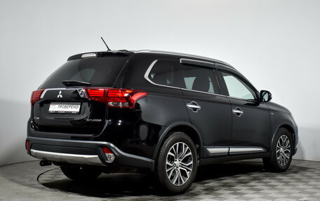 Mitsubishi Outlander III рестайлинг 3, 2015 год, 1 998 790 рублей, 6 фотография