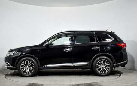 Mitsubishi Outlander III рестайлинг 3, 2015 год, 1 998 790 рублей, 9 фотография