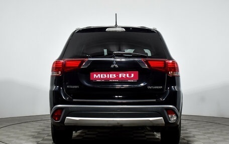Mitsubishi Outlander III рестайлинг 3, 2015 год, 1 998 790 рублей, 7 фотография