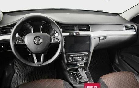 Skoda Superb III рестайлинг, 2014 год, 1 083 100 рублей, 6 фотография