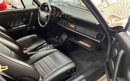 Porsche 911, 1993 год, 11 990 000 рублей, 20 фотография