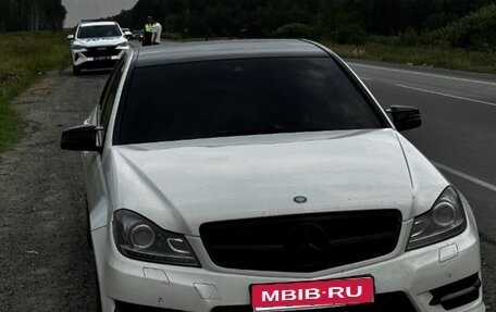 Mercedes-Benz C-Класс, 2011 год, 1 999 999 рублей, 1 фотография