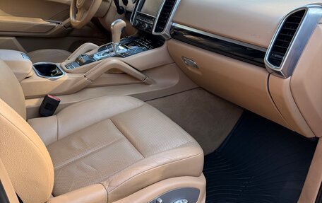 Porsche Cayenne III, 2011 год, 2 150 000 рублей, 8 фотография