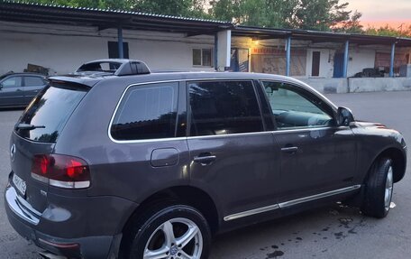 Volkswagen Touareg III, 2007 год, 1 250 000 рублей, 2 фотография