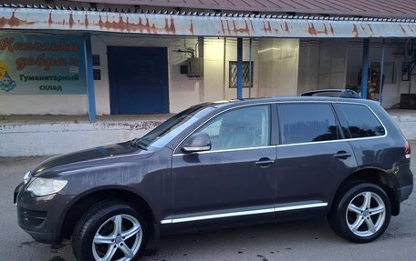Volkswagen Touareg III, 2007 год, 1 250 000 рублей, 3 фотография