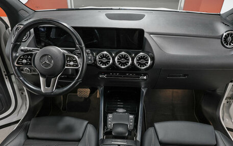 Mercedes-Benz GLA, 2021 год, 3 699 000 рублей, 15 фотография