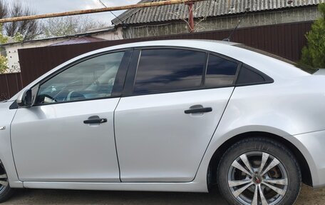 Chevrolet Cruze II, 2010 год, 450 000 рублей, 9 фотография