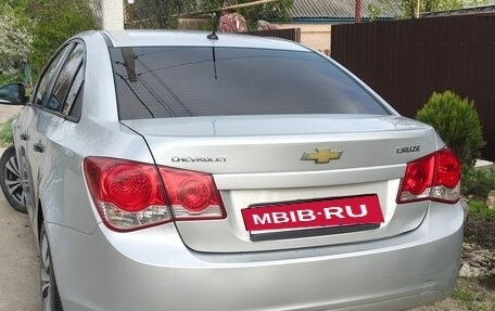 Chevrolet Cruze II, 2010 год, 450 000 рублей, 8 фотография