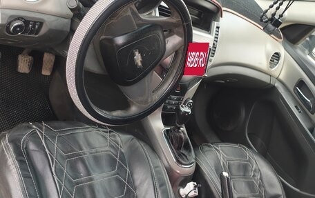 Chevrolet Cruze II, 2010 год, 450 000 рублей, 13 фотография