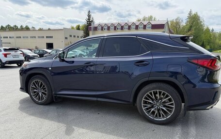 Lexus RX IV рестайлинг, 2019 год, 4 350 000 рублей, 3 фотография