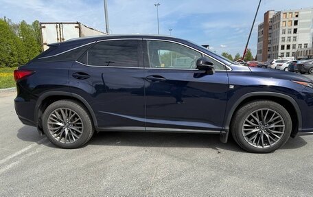 Lexus RX IV рестайлинг, 2019 год, 4 350 000 рублей, 8 фотография