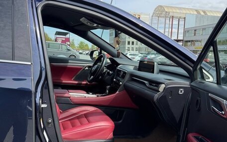 Lexus RX IV рестайлинг, 2019 год, 4 350 000 рублей, 12 фотография