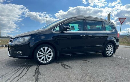 Volkswagen Sharan II, 2011 год, 1 100 000 рублей, 3 фотография