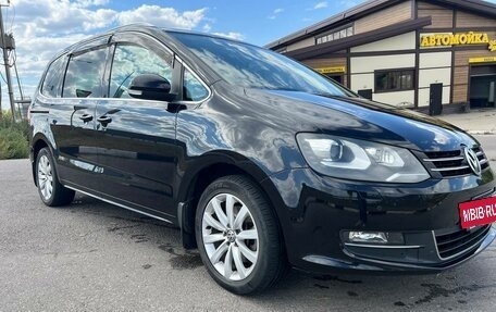 Volkswagen Sharan II, 2011 год, 1 100 000 рублей, 2 фотография