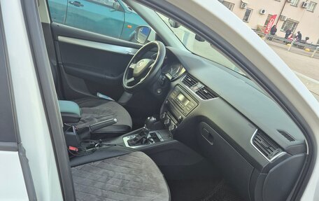 Skoda Octavia, 2014 год, 1 300 000 рублей, 10 фотография