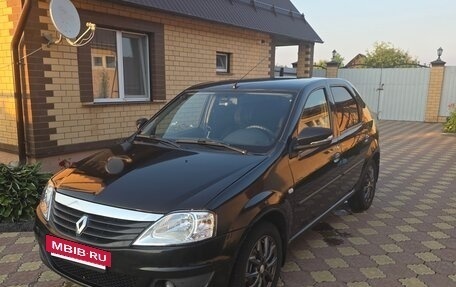 Renault Logan I, 2010 год, 530 000 рублей, 3 фотография