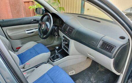 Volkswagen Golf IV, 2000 год, 500 000 рублей, 3 фотография
