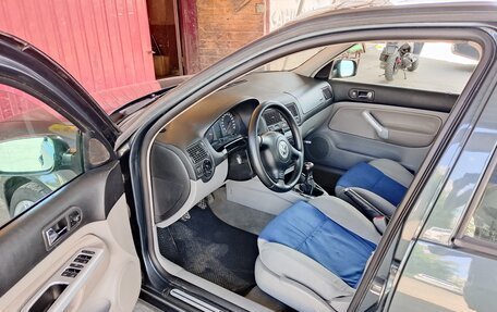 Volkswagen Golf IV, 2000 год, 500 000 рублей, 9 фотография
