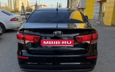 KIA Rio III рестайлинг, 2016 год, 690 000 рублей, 2 фотография