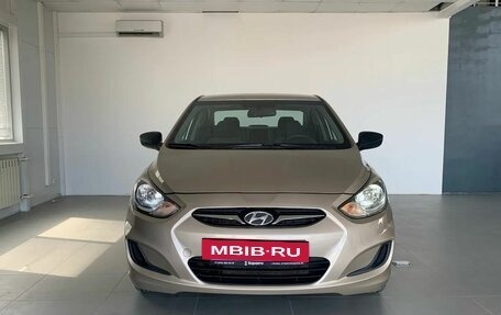 Hyundai Solaris II рестайлинг, 2011 год, 770 000 рублей, 3 фотография