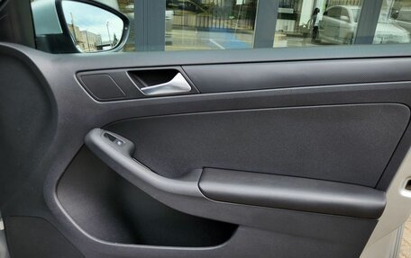 Volkswagen Jetta VI, 2014 год, 1 000 000 рублей, 17 фотография