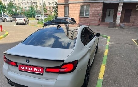 BMW 5 серия, 2020 год, 5 900 000 рублей, 14 фотография