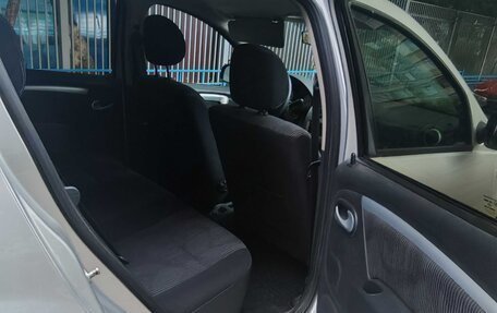 Renault Sandero I, 2013 год, 675 000 рублей, 10 фотография
