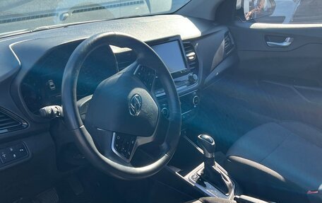 Hyundai Solaris II рестайлинг, 2021 год, 1 650 000 рублей, 12 фотография