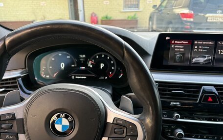 BMW 5 серия, 2019 год, 3 450 000 рублей, 14 фотография