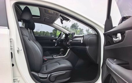 KIA K3, 2021 год, 1 400 000 рублей, 17 фотография