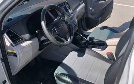 Hyundai Tucson III, 2018 год, 890 000 рублей, 8 фотография