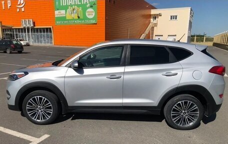 Hyundai Tucson III, 2018 год, 890 000 рублей, 6 фотография