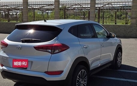 Hyundai Tucson III, 2018 год, 890 000 рублей, 5 фотография