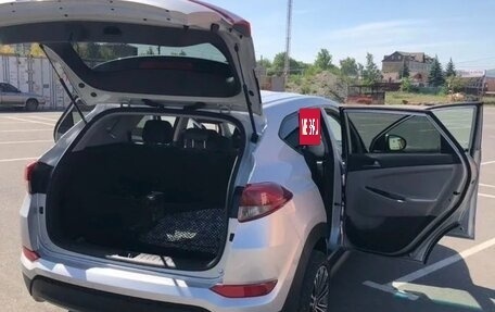 Hyundai Tucson III, 2018 год, 890 000 рублей, 13 фотография