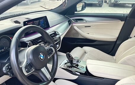 BMW 5 серия, 2018 год, 4 500 000 рублей, 14 фотография
