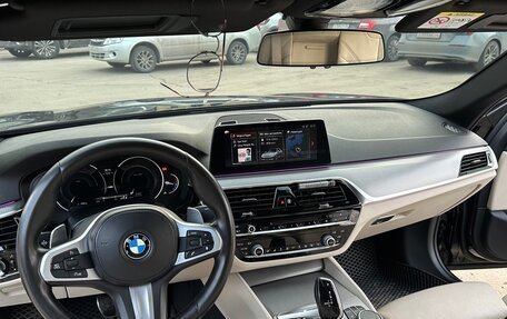 BMW 5 серия, 2018 год, 4 500 000 рублей, 13 фотография